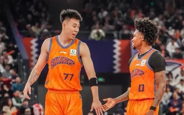 过分了！张镇麟0分参加发布会被无情轰走，CBA个别要求太离谱