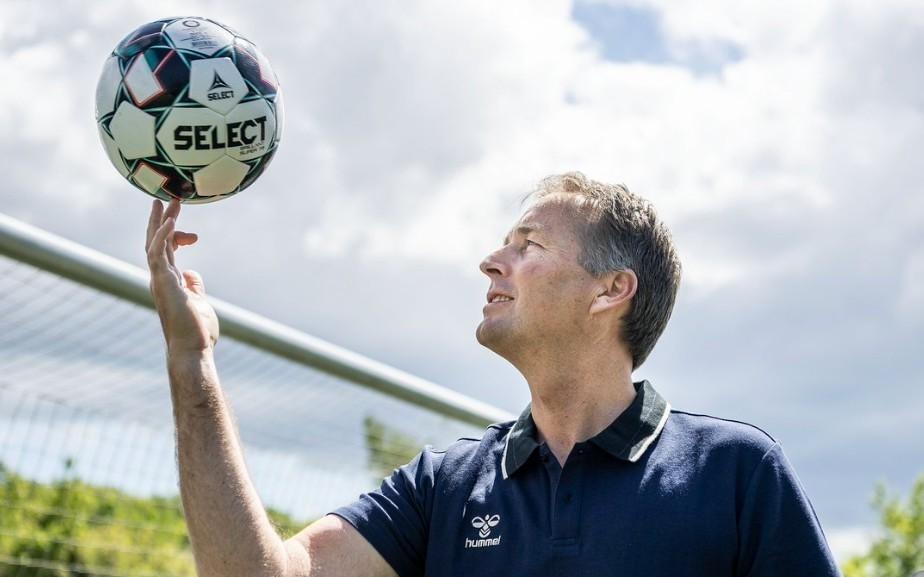 罗尔费斯：我相信尤勒曼适合勒沃库森良好的团队氛围很重要