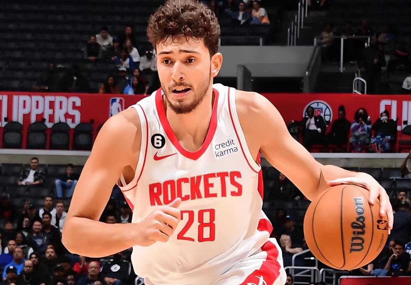 今日的NBA季前赛结束了5场比赛，火箭独行侠雄鹿开门红