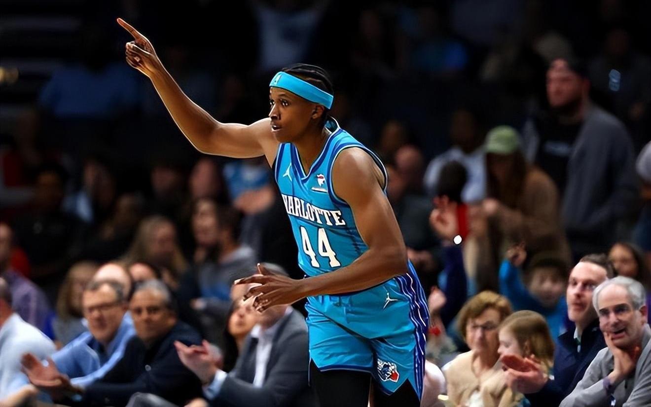 引起了希腊豪门的关注，昔日尼克斯首轮秀又要更换东家了