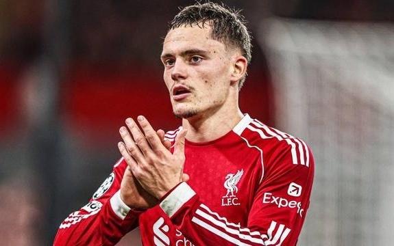 哈曼：曼城侵略性不如下半区球队，这场比赛可能适合维尔茨踢