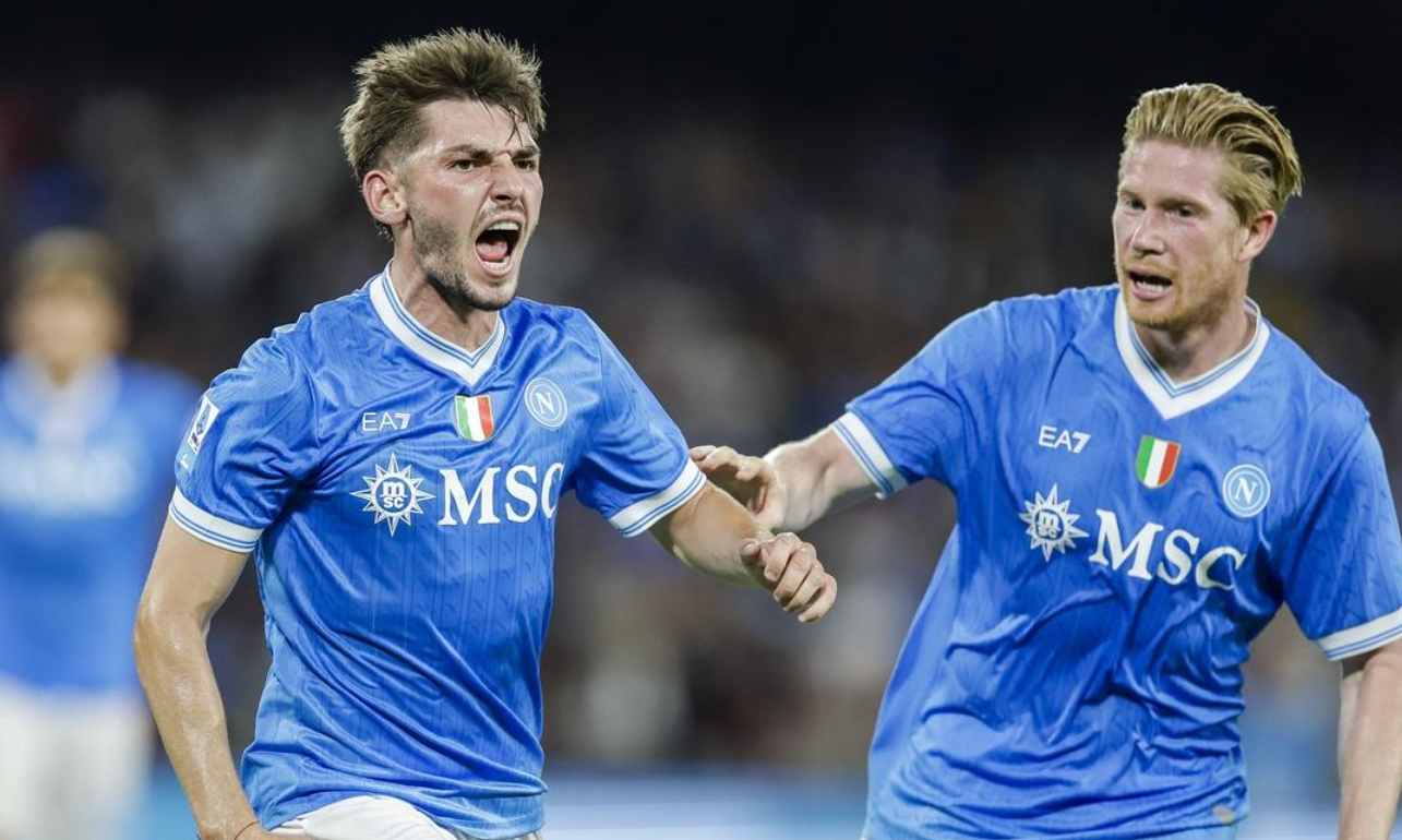 一场32，诞生夺冠最大热门：4连胜登顶，孔蒂直指冠军