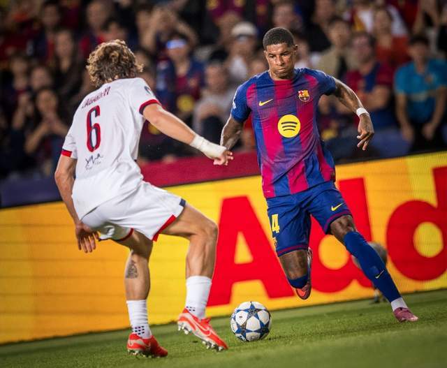 1年6次遭绝平绝杀！巴萨暴露软肋弗里克不满：不能再犯错