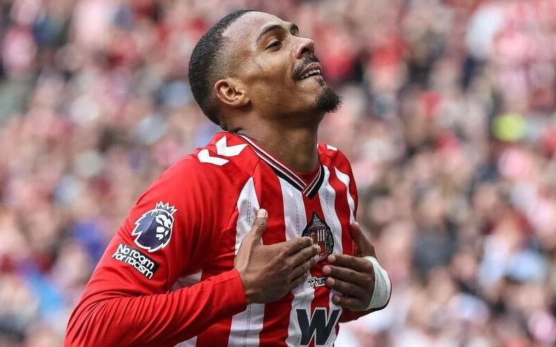 桑德兰前锋伊西多尔：亨利发信息祝贺我，鼓励我继续前进