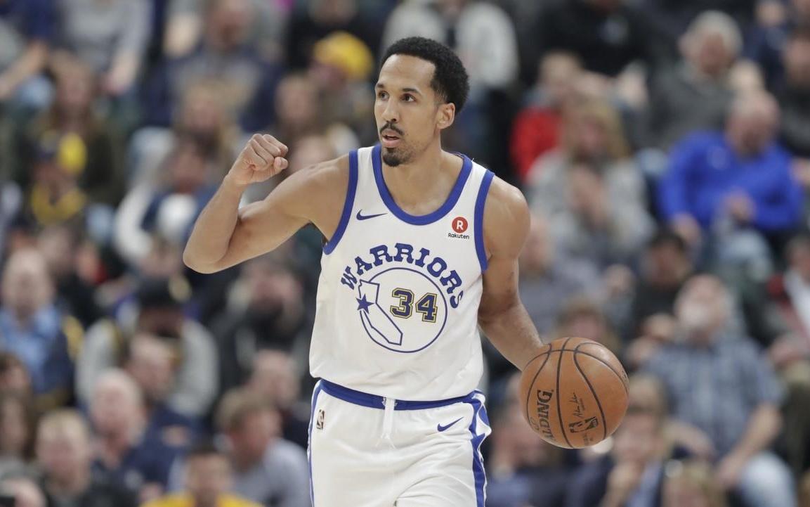 中投靓仔！祝前NBA球员利文斯顿40岁生日快乐！