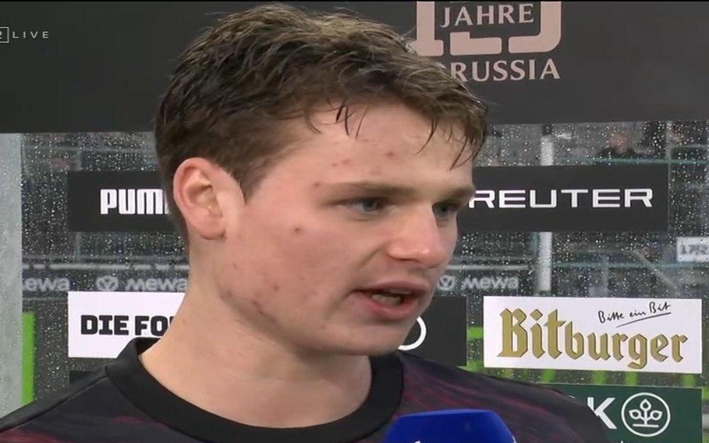 乌比格:怀揣着良好的心情参加德国杯,队友们让我踢的很轻松