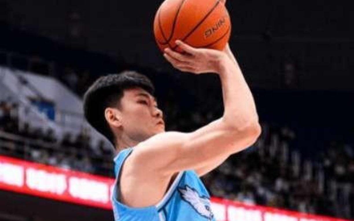 我的天呐！这CBA是演小品呢还是在打