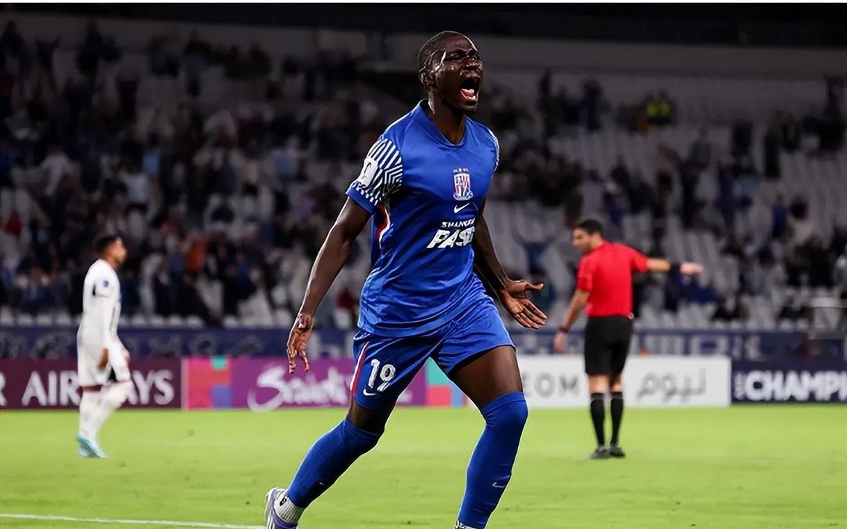 一场2：0让申花收获重大利好，雪中送炭