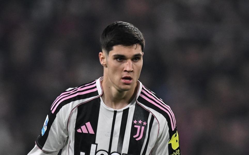 米体：目前有6家意甲俱乐部想租借阿季奇，比萨已经率先行动