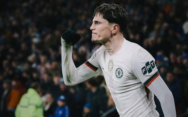 替补出场梅开二度，加纳乔当选与卡迪夫城一役切尔西队内最佳