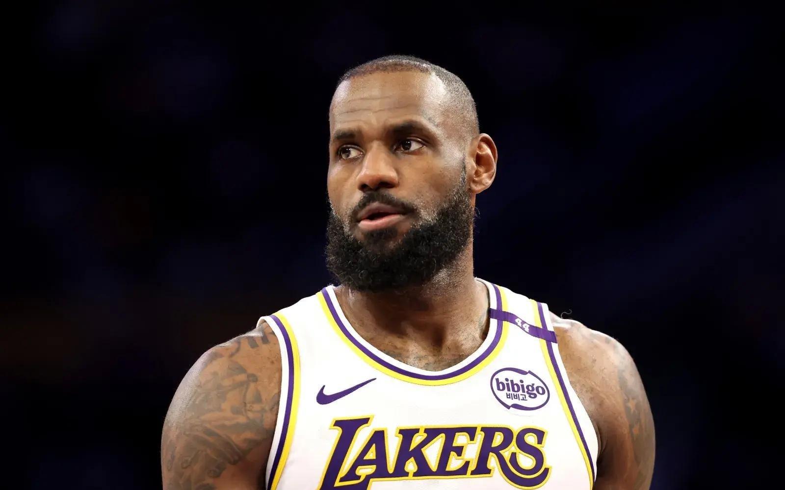 詹姆斯宣布“第二次决定”后，有可能成为告别战的球票价格暴涨