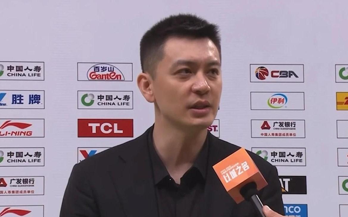 杨鸣：这赛季联赛可能是历史上最激烈的，末节很容易出现逆转