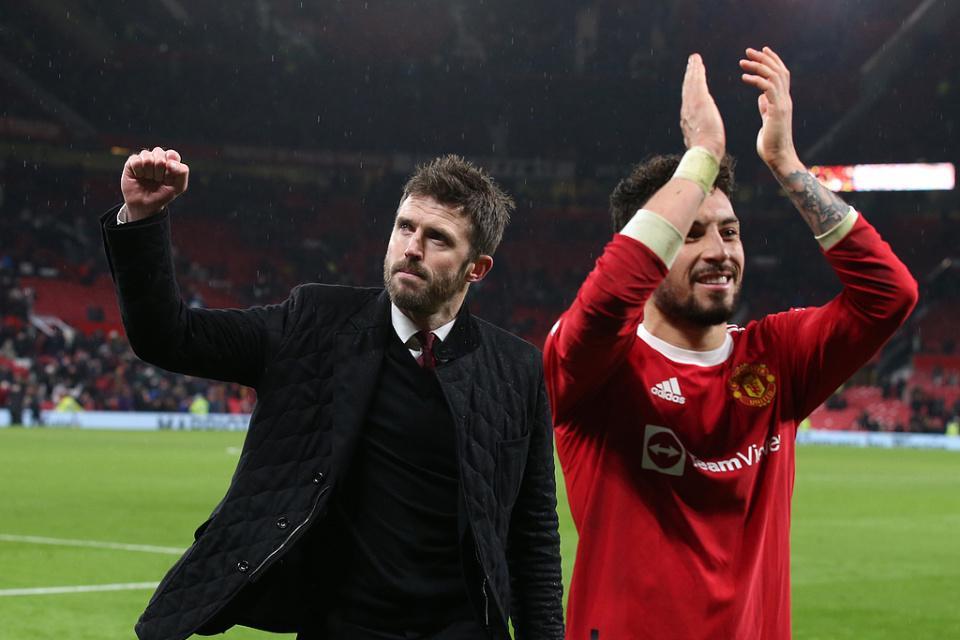 9天内2次换帅曼联官宣44岁名宿4年后回归曾率队3场0败+掀翻枪手