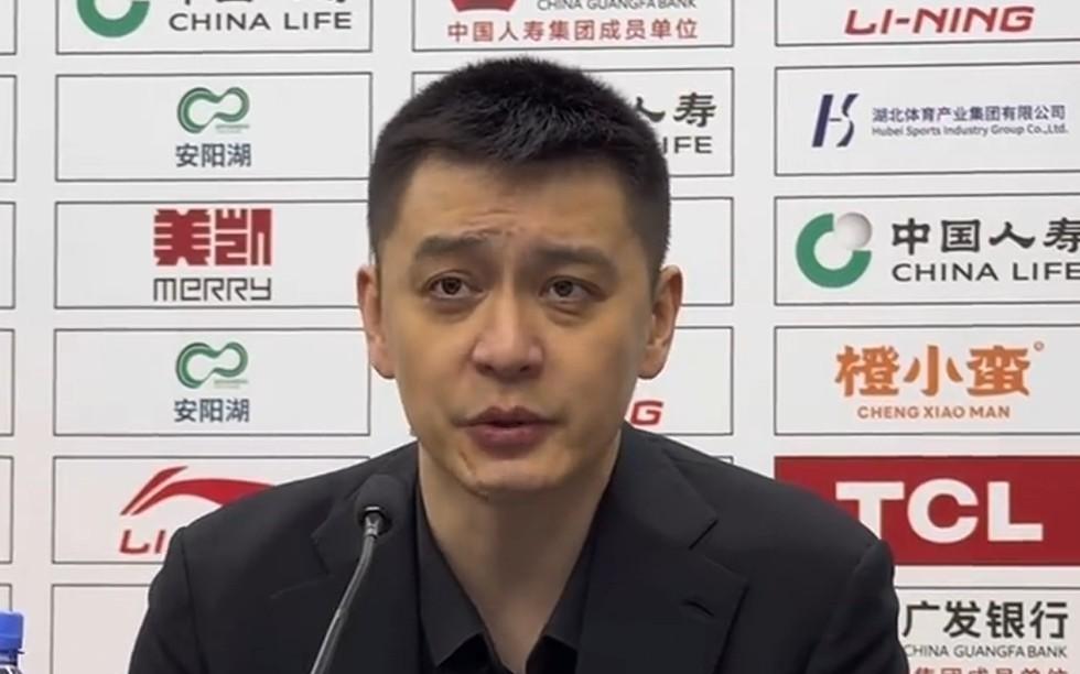 杨鸣：辽篮处于球队大变后的阵痛期，关键时刻没有人能组织处理