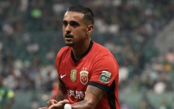 【中超】莱昂纳多双响海港客场4比3海牛继续领跑