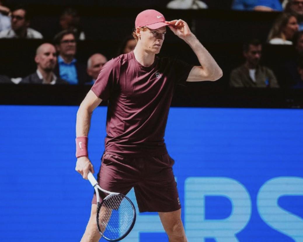 ATP500维也纳站：辛纳晋级八强，梅德韦杰夫出局