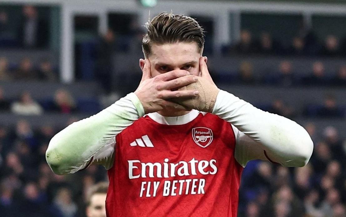 曼城体验卡到期！约克雷斯点射19连中，阿森纳10埃弗顿重返榜首