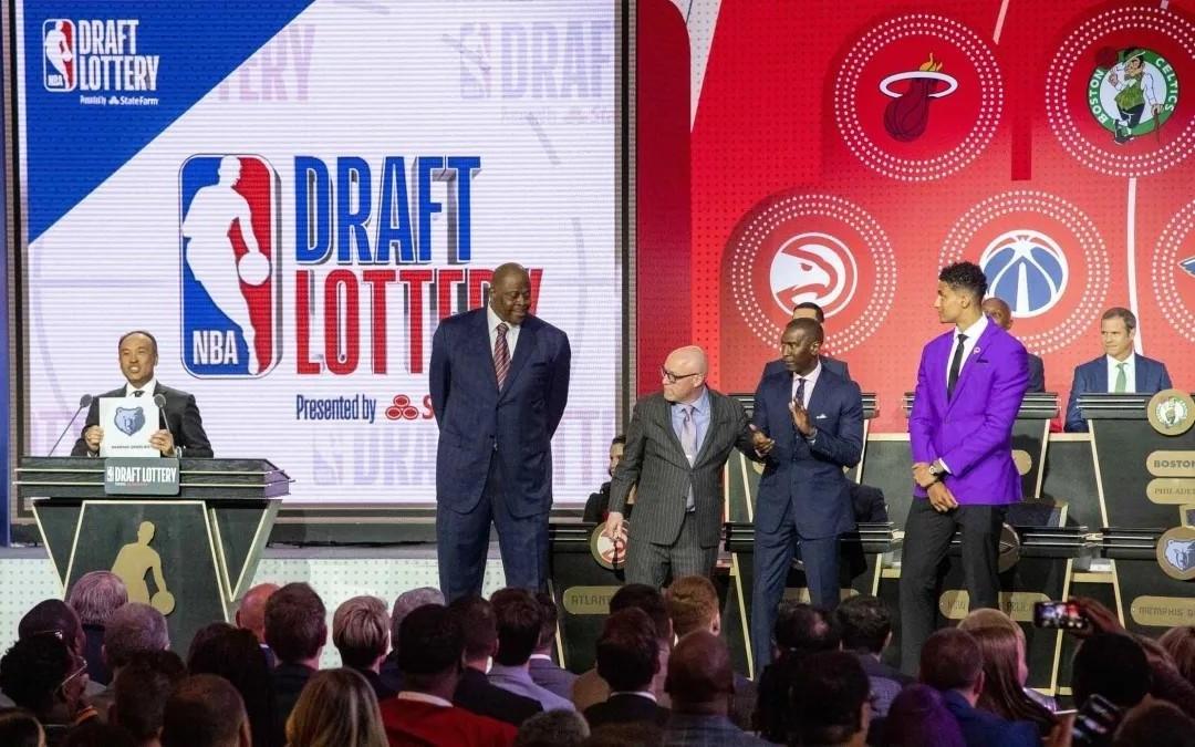 Shams：NBA将对摆烂进行评估，可能修改选秀权保护和抽签规则