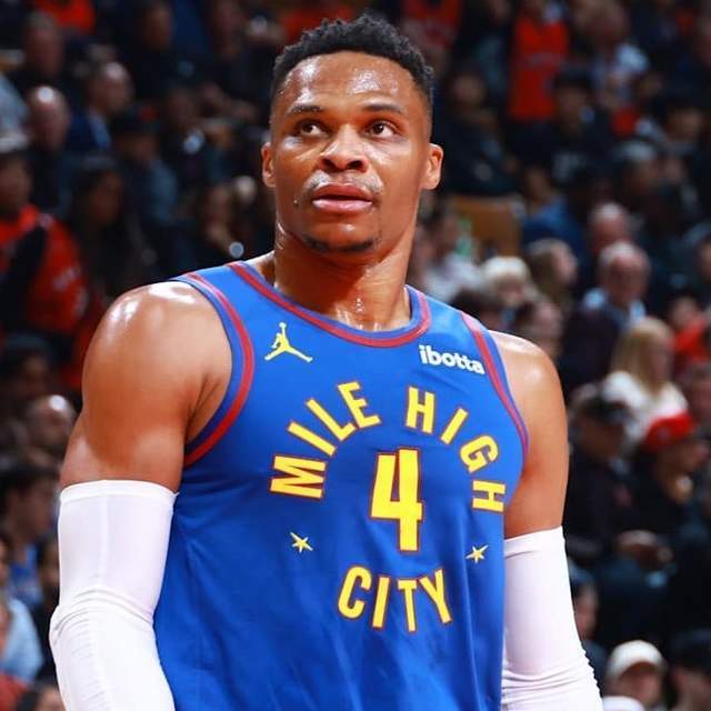 无缘！威少放弃1200万美元丰厚报价，尝试回归NBA，上季场均13分