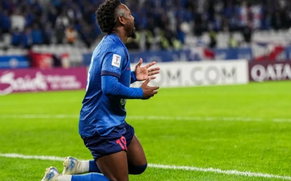 废了！32岁费南多复出失败，无缘回中国踢球，降薪一半也没人要