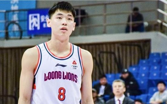 儿粤梦崔永熙效力宏远是童年梦想宏远在康复最后阶段坚定选择我