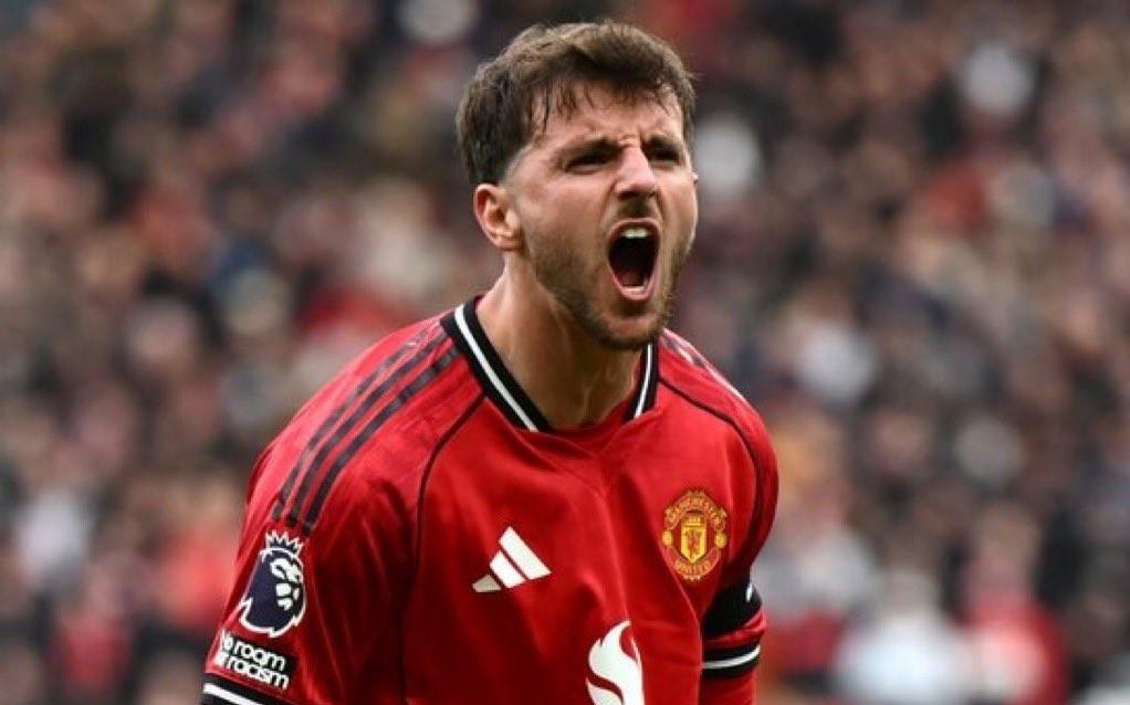 芒特：我们100%支持主教练，今天这场胜