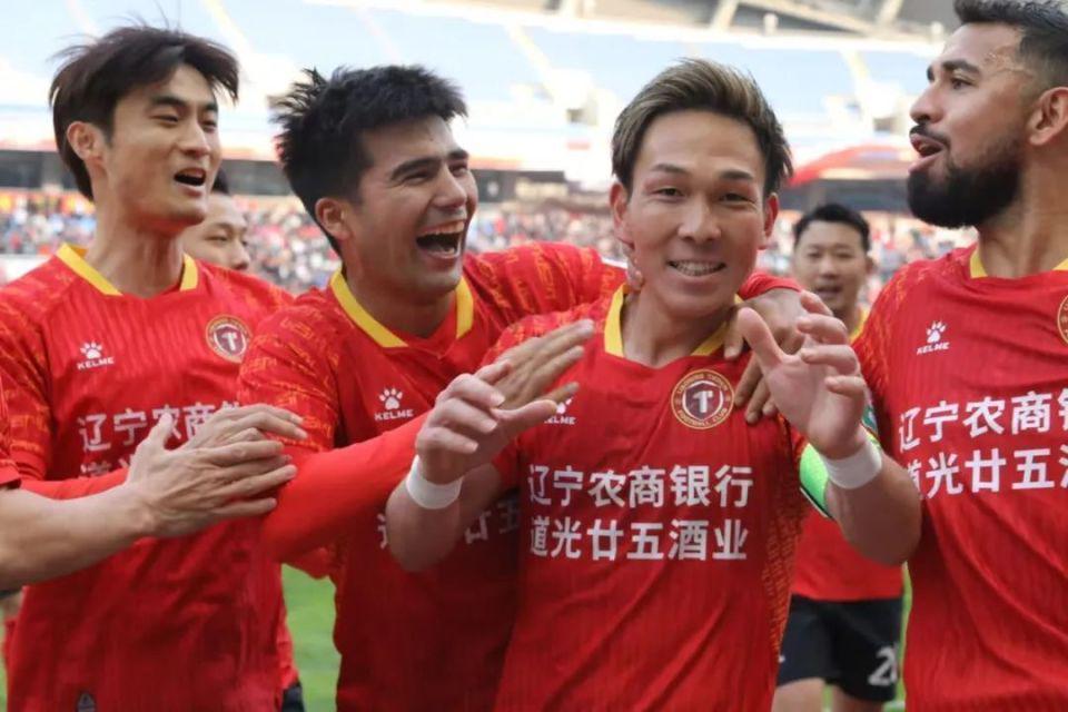 中超新军痛失队长曝28岁日本功勋外援离队率队问鼎中甲+献19助