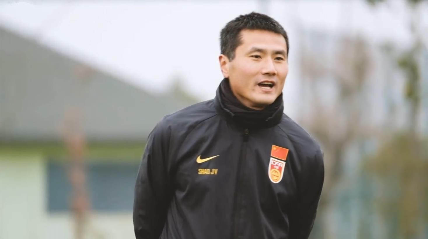 重磅！邵佳一被曝将成为国足新任主帅，执教中超仅一年半引担忧