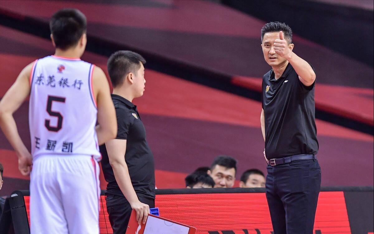 试训多支球队没人要！广东宏远旧将离