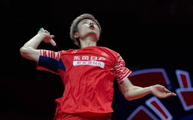 【早报】BIG6杀手！维拉豪取英超8连胜！