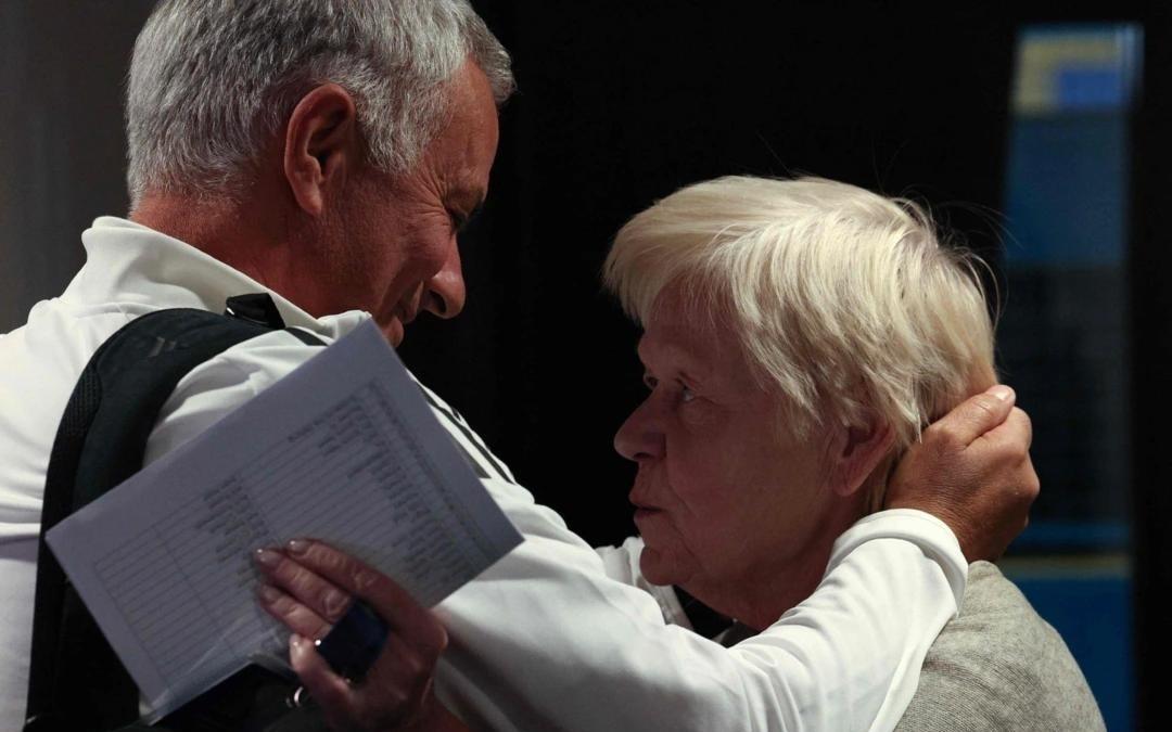 暖心，切尔西退休员工赛后给穆帅准备了他最喜欢的饼干