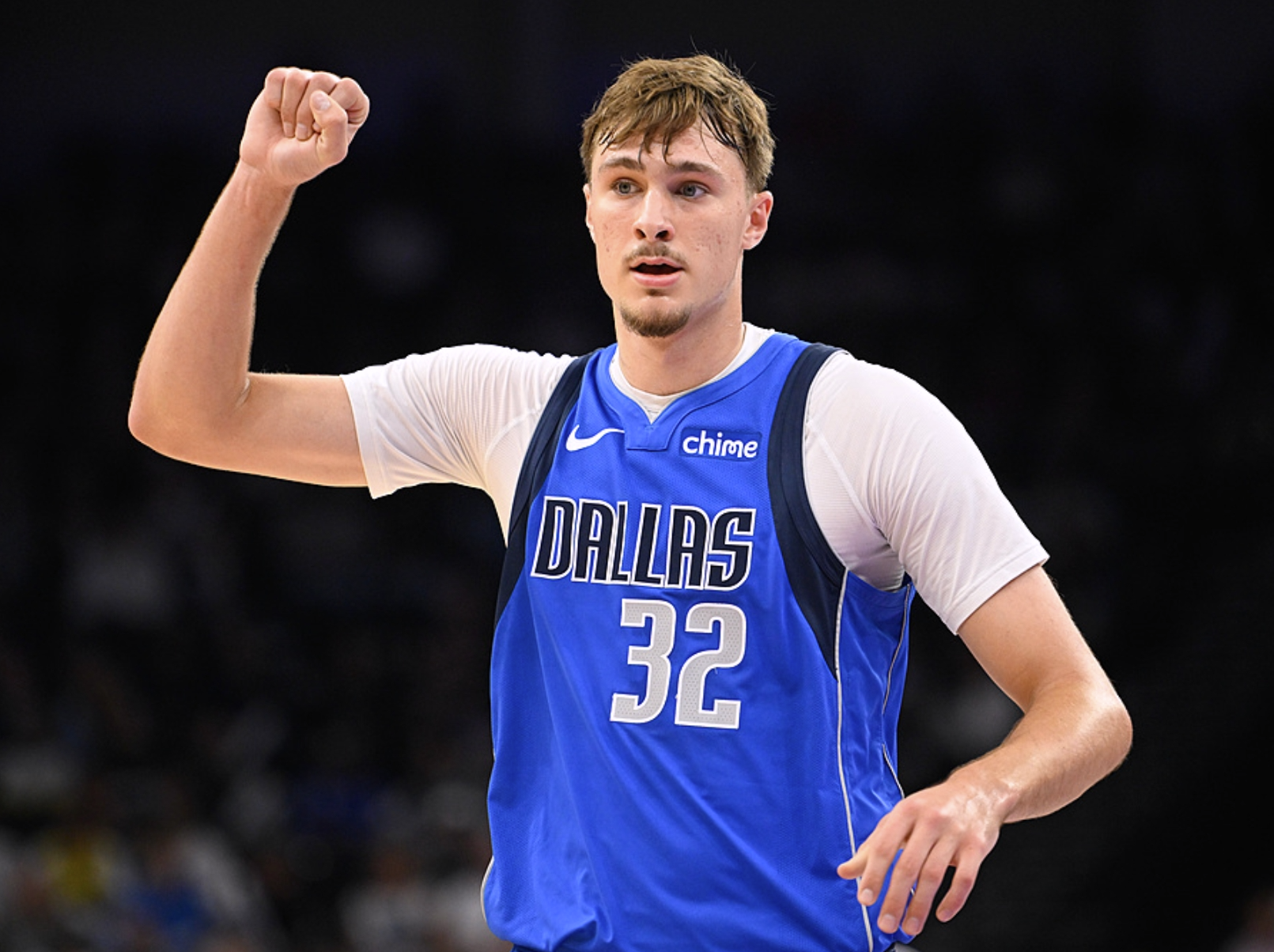 西部排名又乱了：独行侠创NBA奇迹，湖人收大礼，5队排名互换