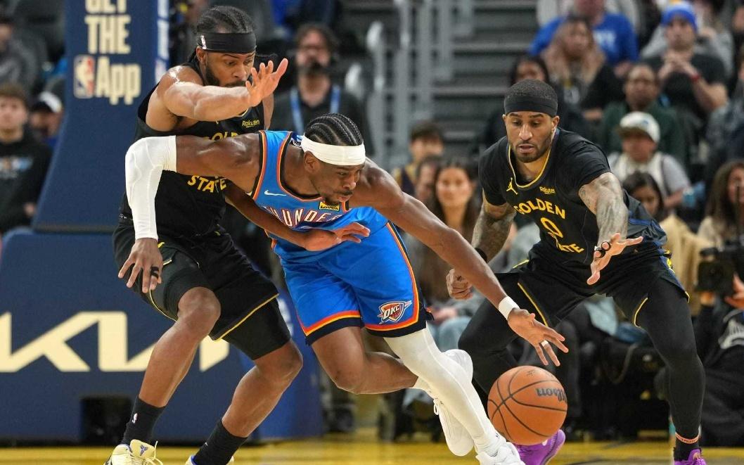 场均32分，攻防一体，NBA没有短板的超巨！你快把MVP悬念打没了