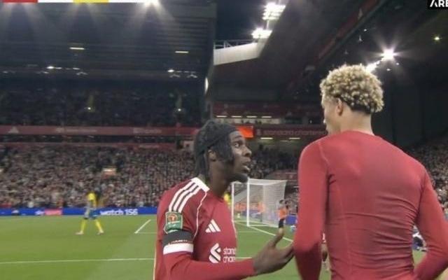 庆祝过猛！埃基蒂克进球后激情脱衣庆祝，染红无缘联赛战水晶宫