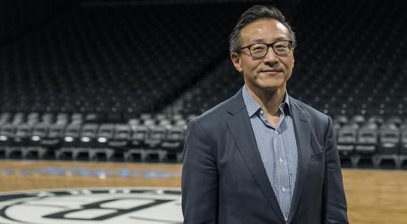 NBA中国赛篮网老板蔡崇信到场，这一