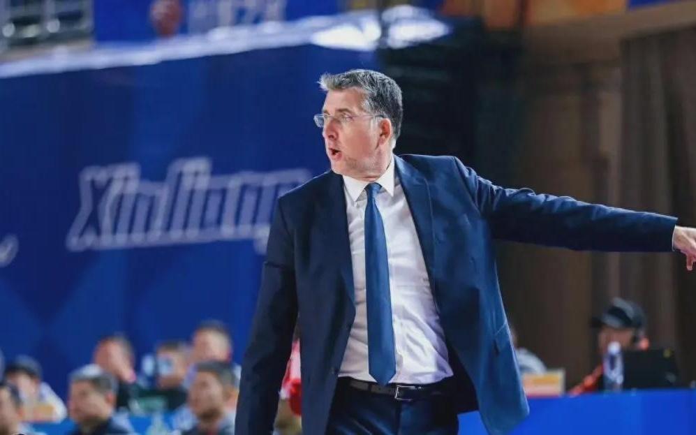 不想玩了！新疆男篮已将劳森、纳托尔合同转正，还能进季后赛吗