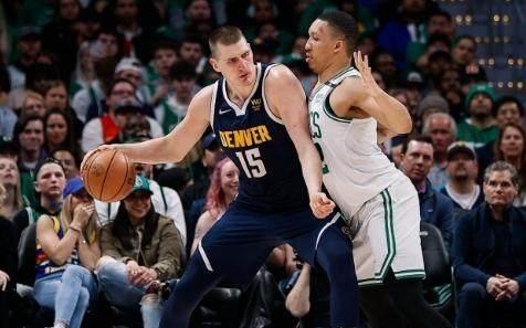 低位背打已过时数据揭示NBA战术的奇妙轮回