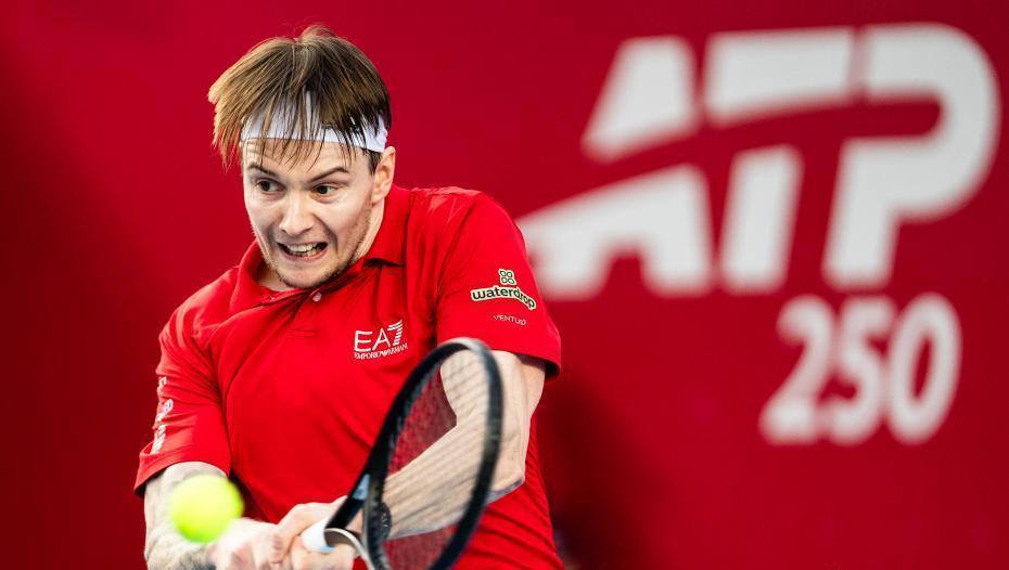 布勃利克凭一己之力颠覆亚洲男网，郑