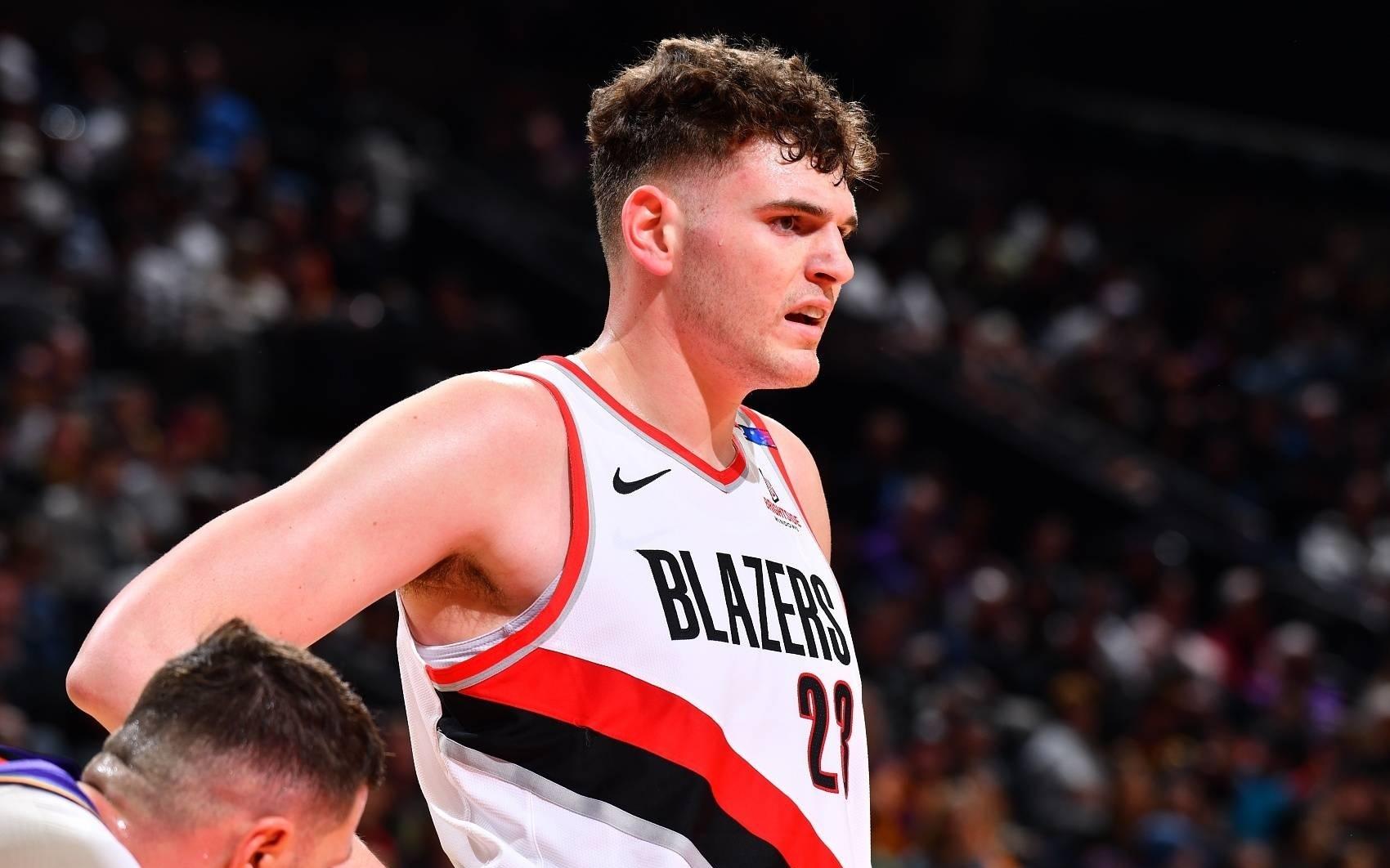 NBA生涯前4战的约基奇前4战的申京