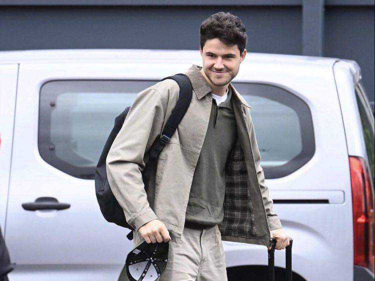 拉门斯将首发战利物浦，库尔图瓦帮助曼联新援！曼联试训免费门将