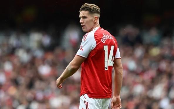 英媒：哲凯赖什无法在关键比赛稳定发挥，他很难竞争英超金靴