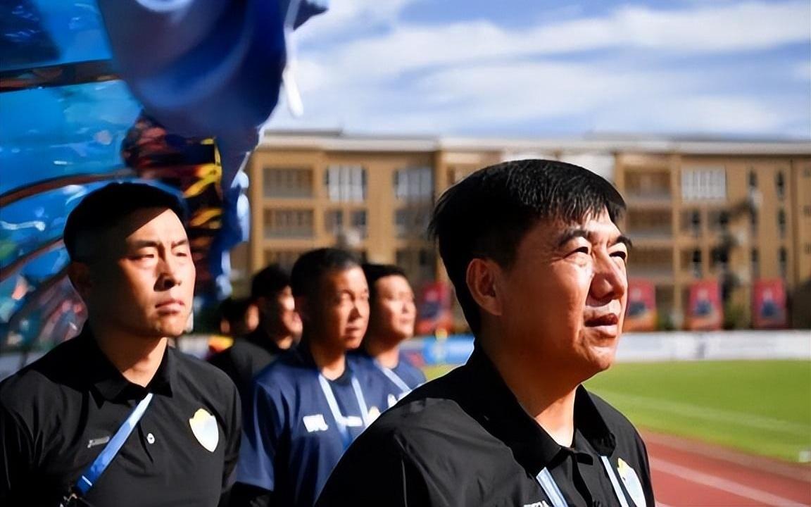 争议！本土名帅：成都蓉城7外援在踢：没夺冠就是教练问题！