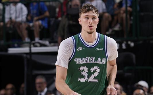 NBA生涯首胜弗拉格：今晚终于有理由让球迷站起来欢呼了