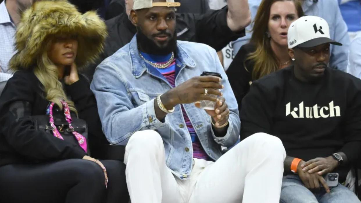 里奇保罗霸气回应詹姆斯交易传闻：手握否决权，湖人敢动他试试