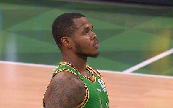 辽宁30分惨败广东，无人匹配优秀，3人凑合，莫兰德及格，7人真差