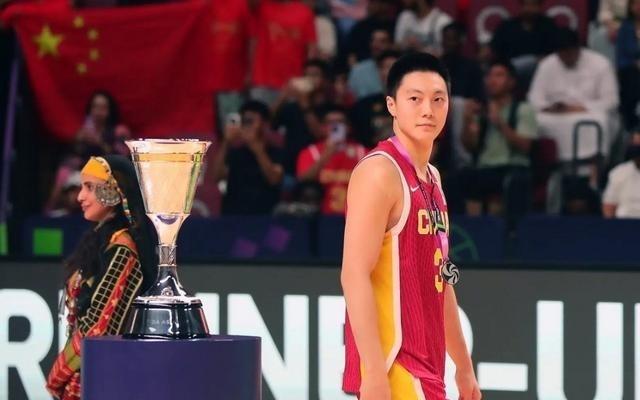 姚明：我猜到男篮亚洲杯进决赛没想到差点赢希望杨瀚森比自己更强