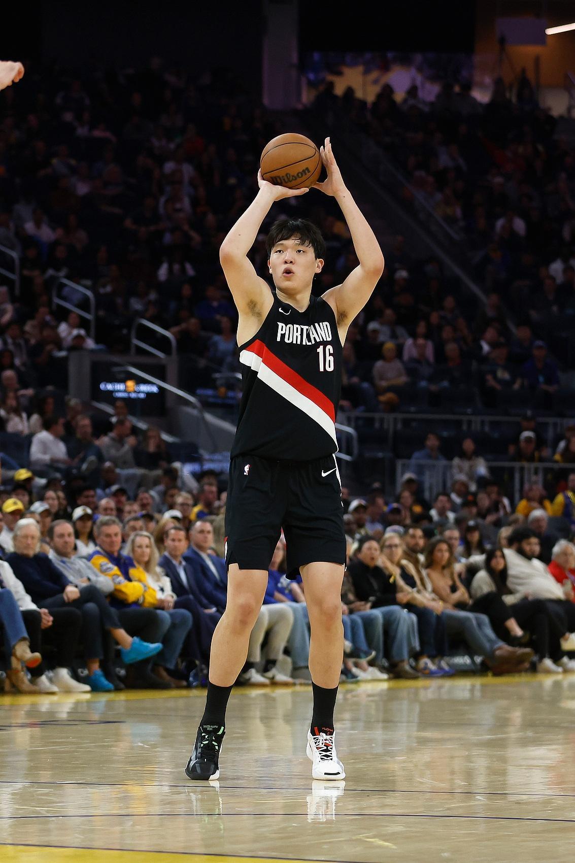 杨瀚森能否在NBA生存巴特尔的真实看法让人惊讶！