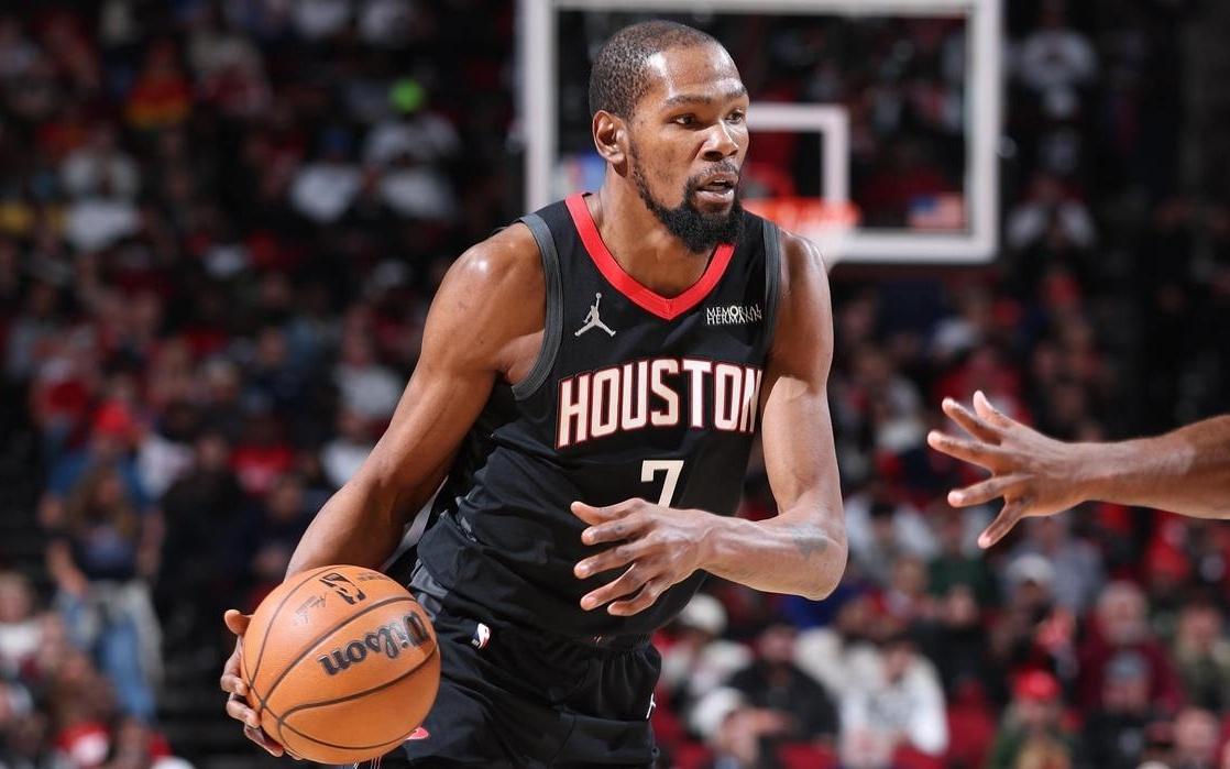 杜兰特23中7，火箭完败雷霆！亚历山大创历史第2神迹，申京低迷