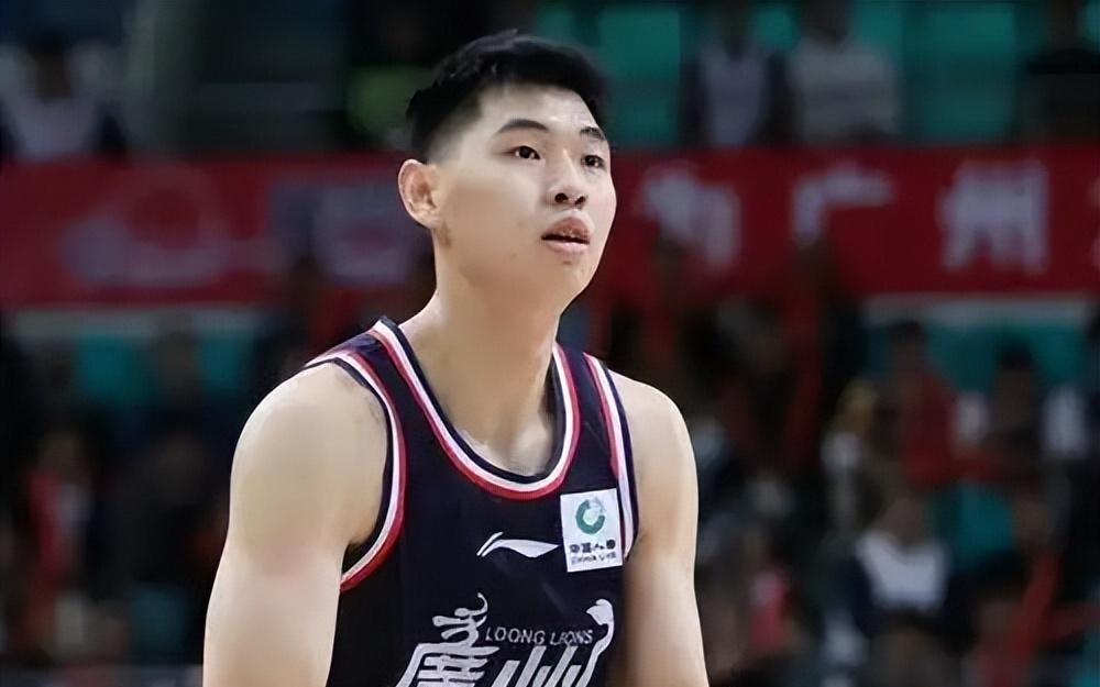 广东男篮正式签约！结束NBA追梦，崔永熙将回归CBA！获4年B类合同