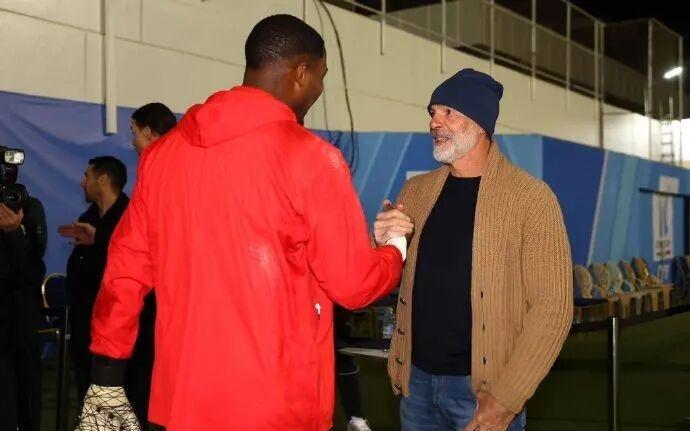 皮奥利丨会在赛后问候米兰球员们